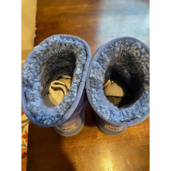 Uggs Womens/Girls Size 5 Ugg Purple Winter Boots - Good Gently Used condition - Picture 4 of 6